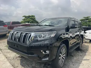 Photo - Toyota Land Cruiser Prado 2022 Black