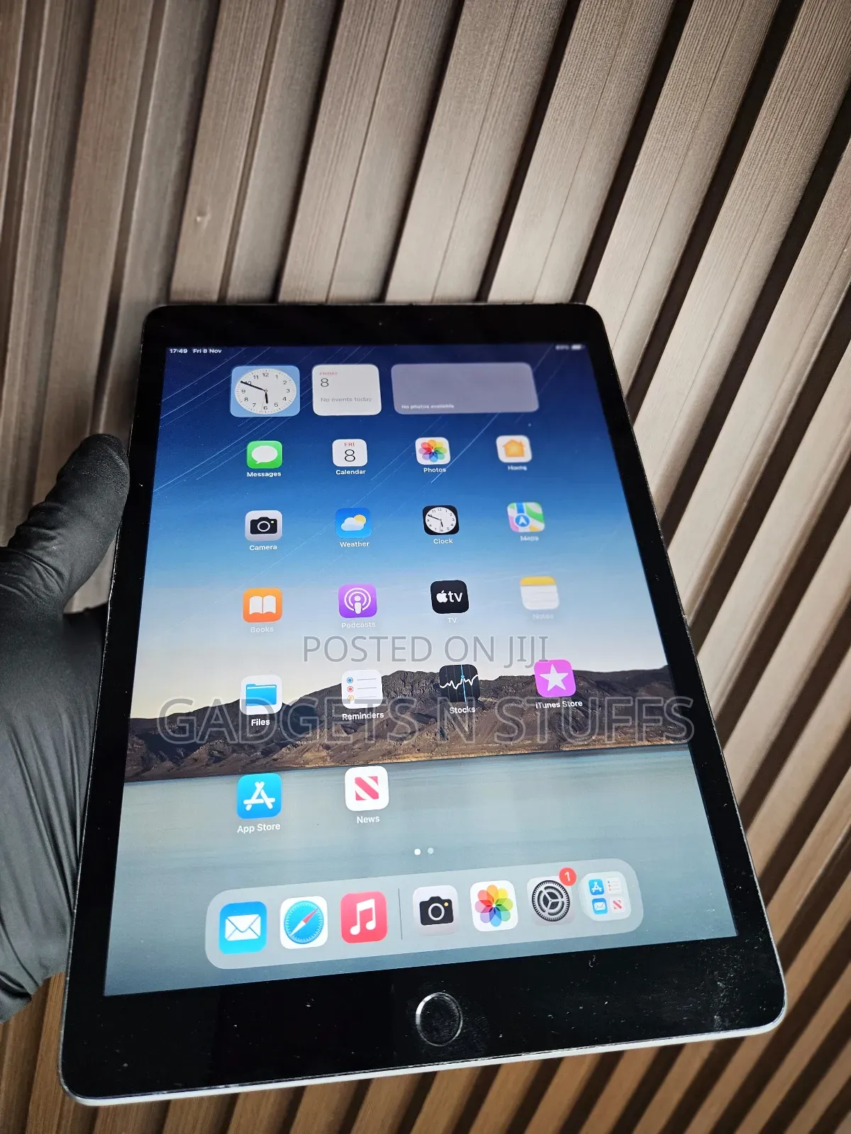 Apple iPad 10.2 (2019) 32 GB Gray