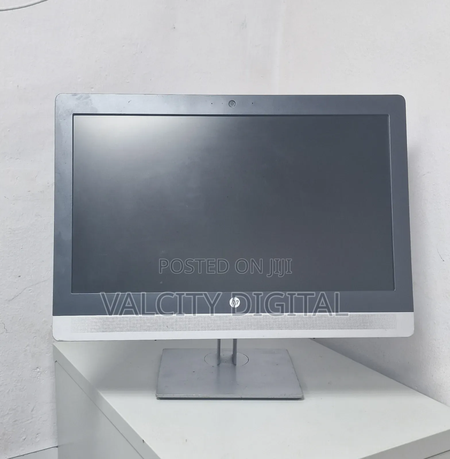Desktop Computer HP ProOne 600 8GB Intel Core I5 SSD 256GB