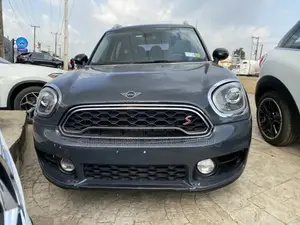 Mini Countryman Cooper S AWD ALL4 2018 Gray