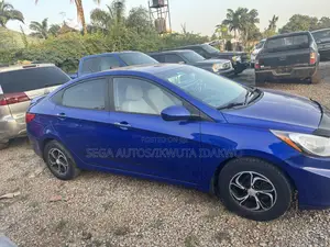 Hyundai Accent GLS 2013 Blue