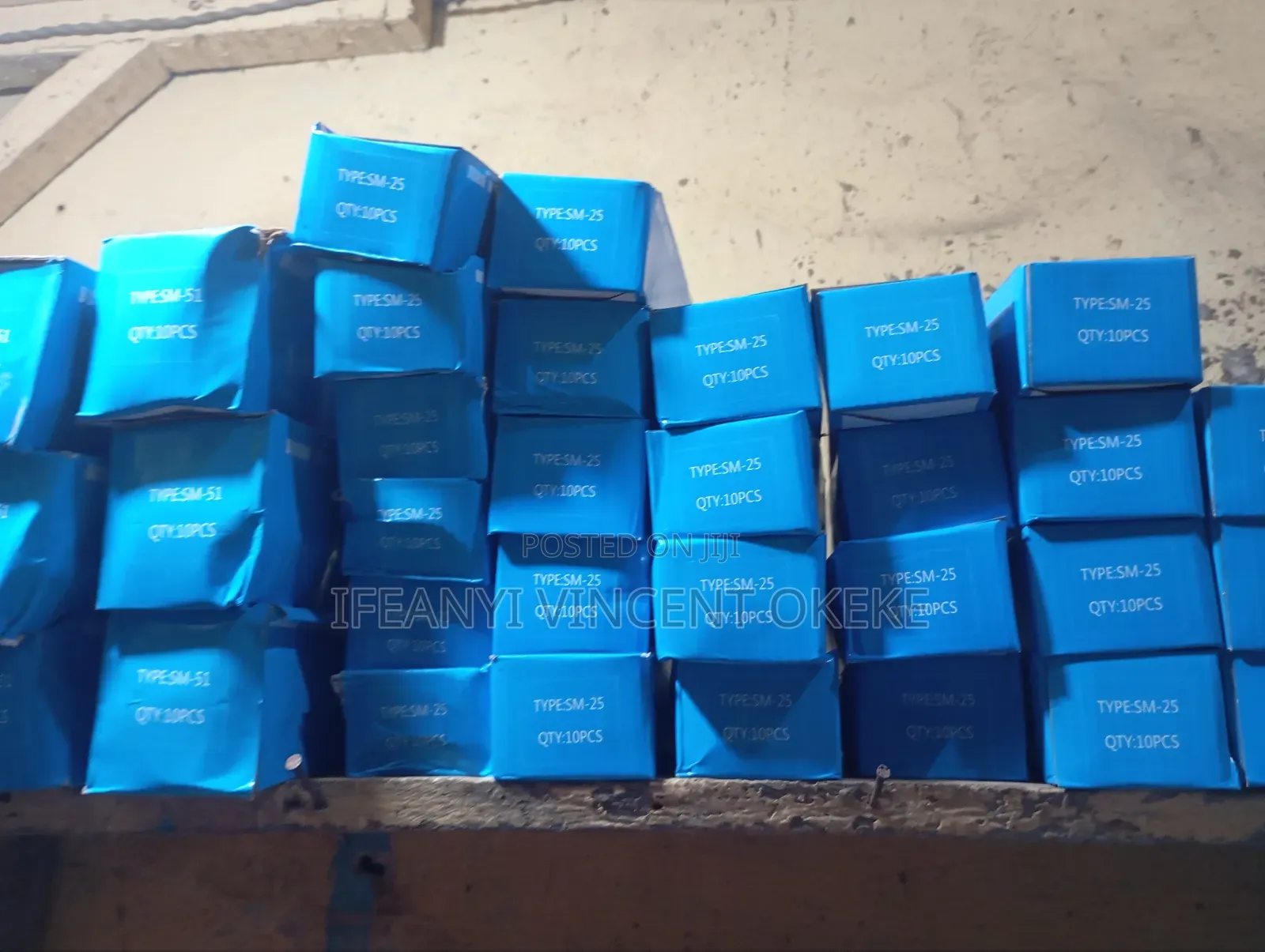 Busbar Support