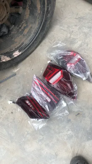 Complete Back Light Is250 2017 Available