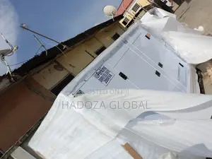 Long-Lasting 200kva Soundproof Perkins Generator
