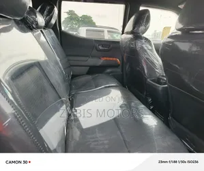 Toyota Tacoma 2018 Black