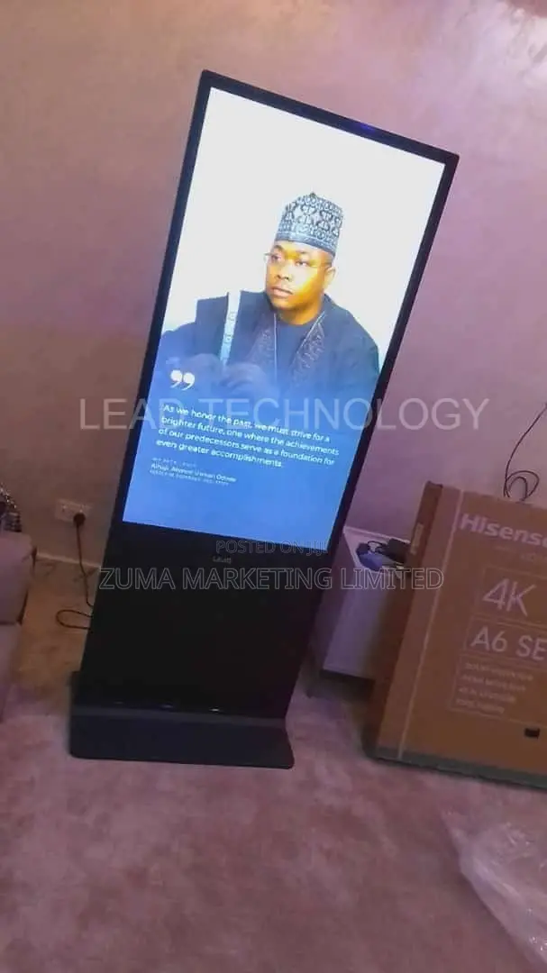 Display Floor Hanging Led Screen for Advert