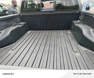 Toyota Tacoma PreRunner V6 4dr Access Cab 6.1 ft. SB (4.0L 6cyl 5A)
