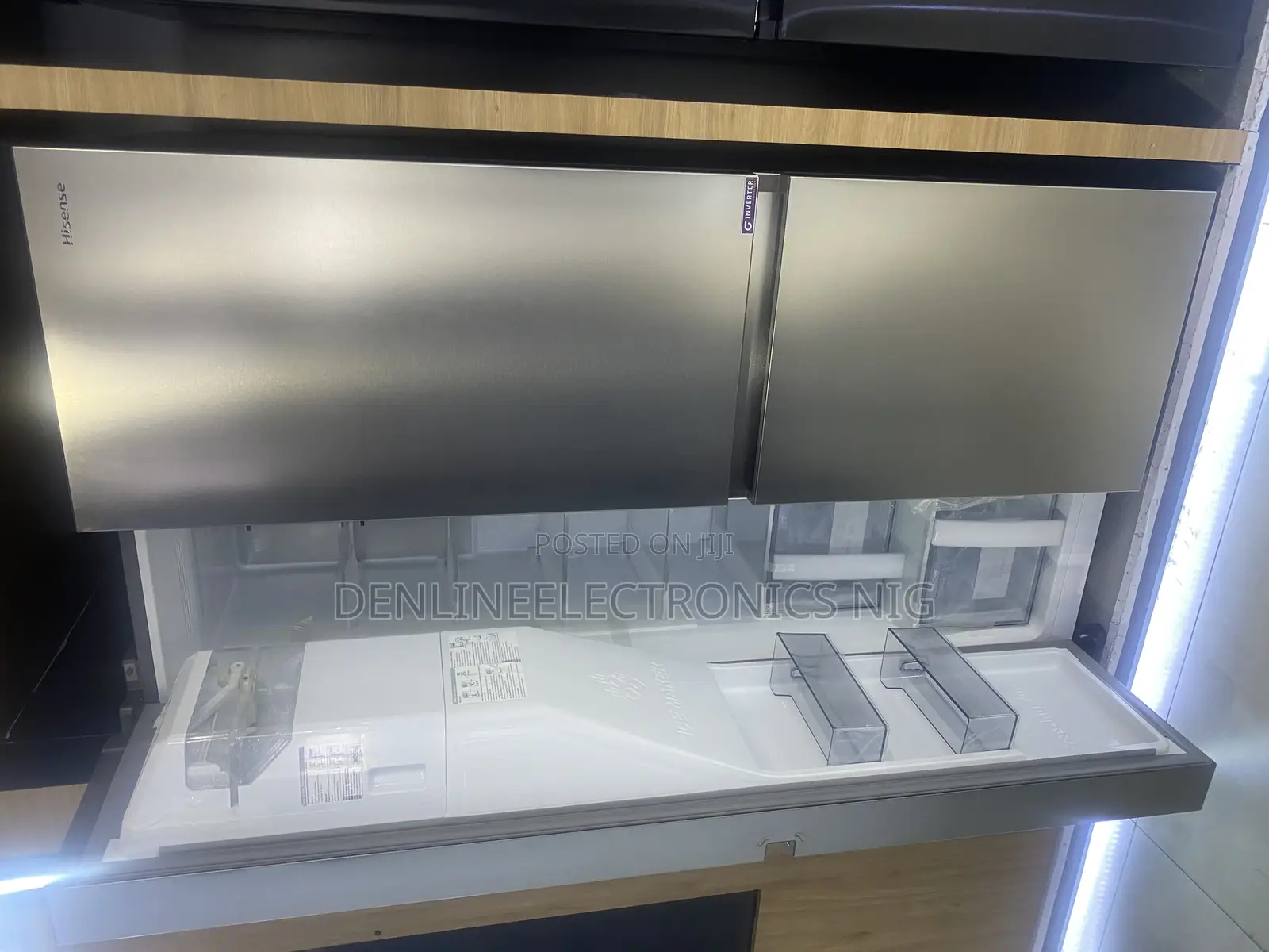 Hisense 600 Liters Side by Side Dispenser Refrigerator