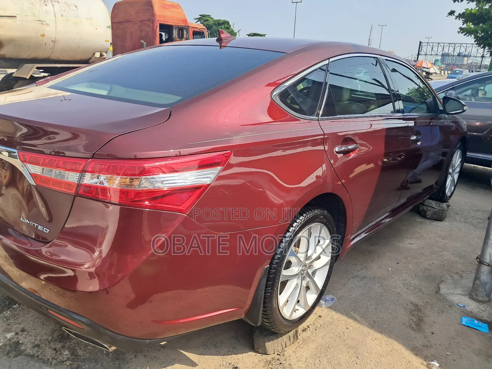 Toyota Avalon 2015 Red