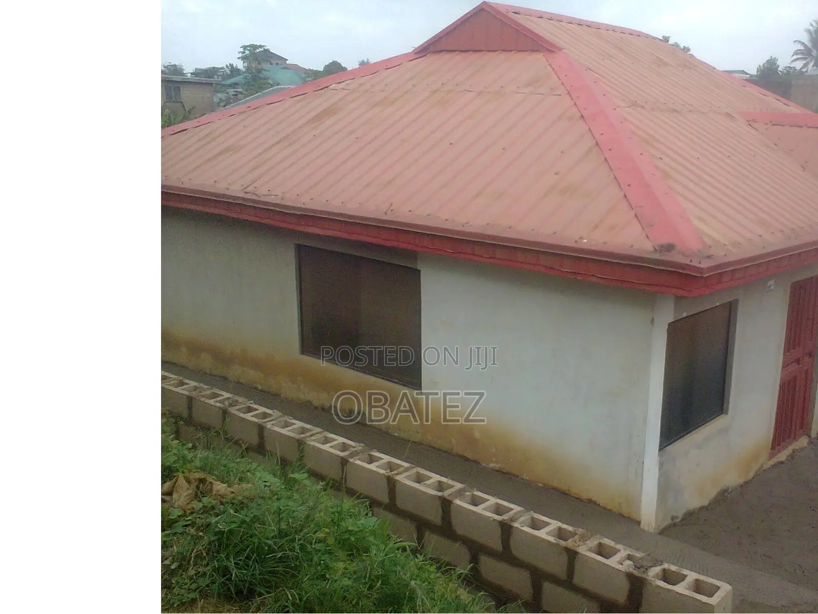 2bdrm Bungalow in Adeagbao Street, Obafemi-Owode for sale
