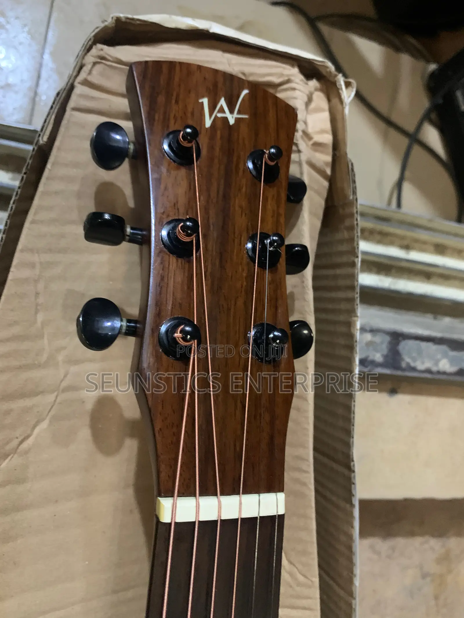 Quality Andrew White Pure Acoustic Guitar