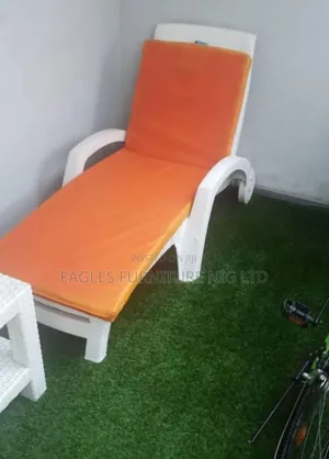 Quality Plastic Pool Bed