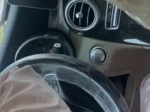 GPS Tracking Device With Installation for Mercedes