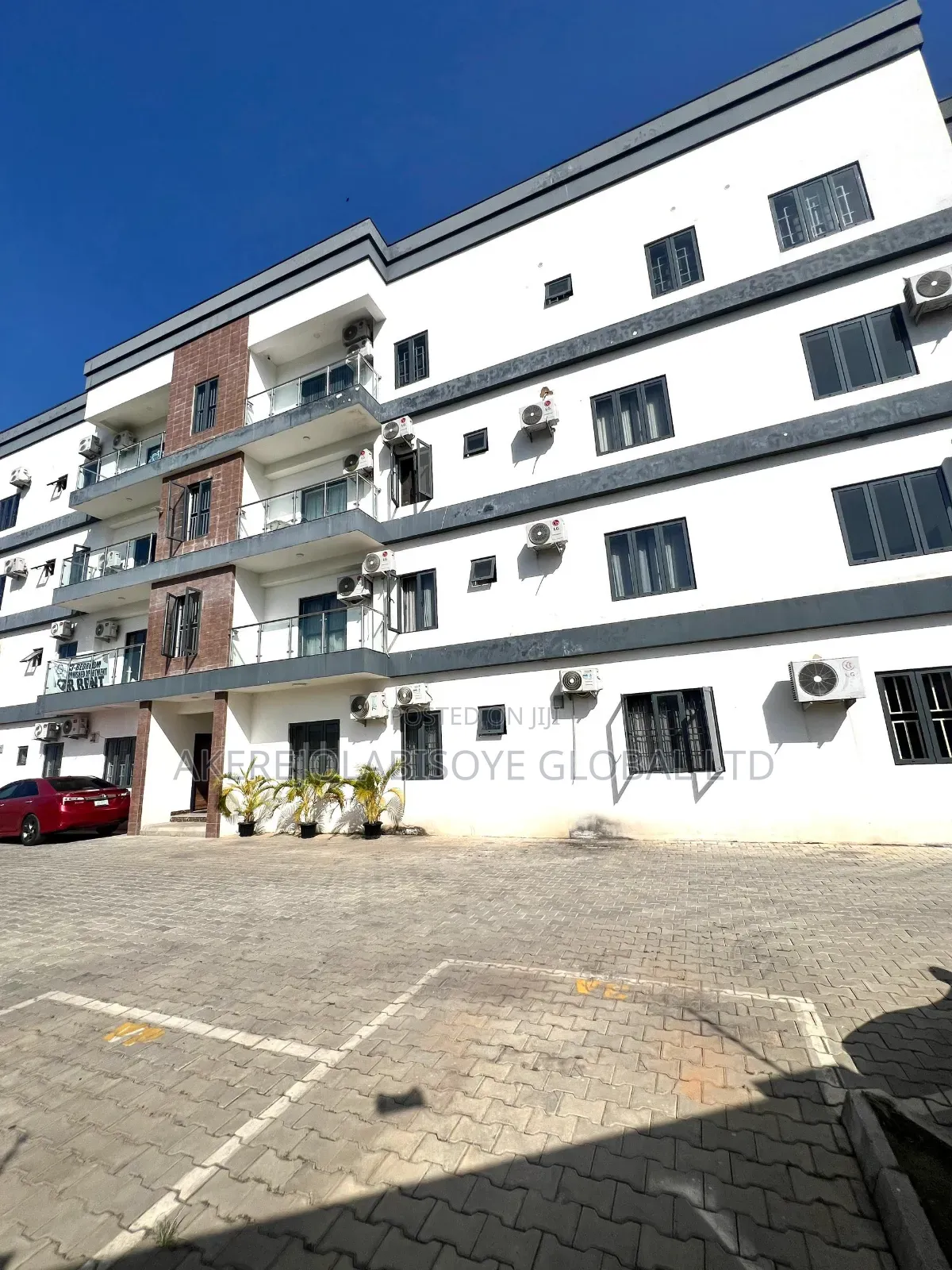 4bdrm Duplex in Jahi Gilmore for rent