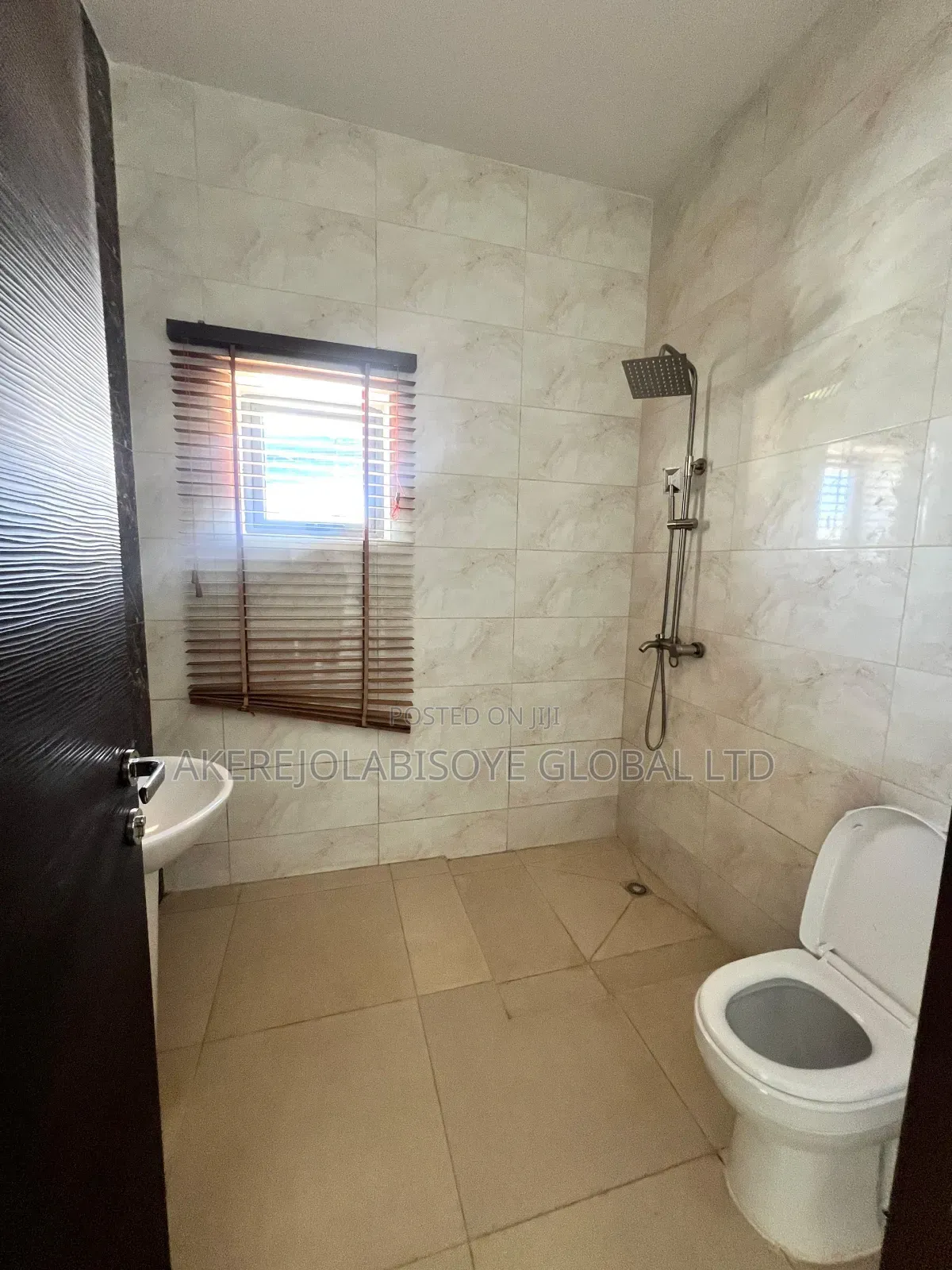 4bdrm Duplex in Jahi Gilmore for rent