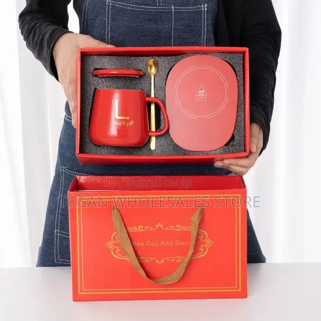 Ceramic Coffee Cup With Automatic Heating Pad