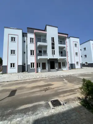 3bdrm Block of Flats in Dawaki for rent