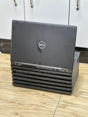 Laptop Dell Latitude 5580 8GB Intel Core i5 SSD 256GB