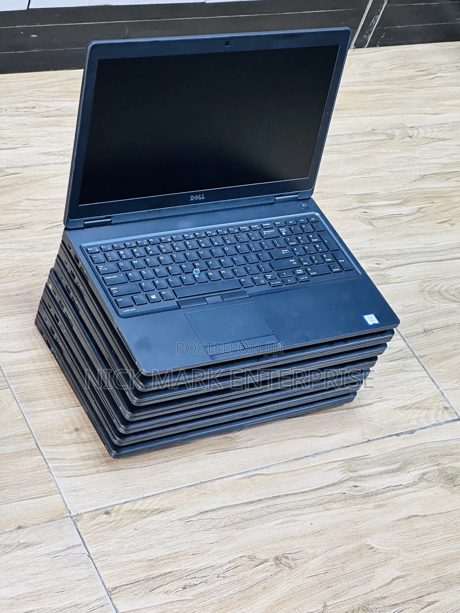 Laptop Dell Latitude 5580 8GB Intel Core i5 SSD 256GB