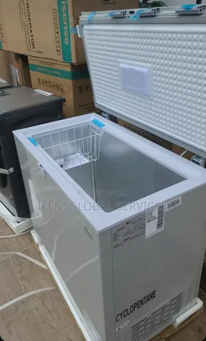 Lg Chest Freezer