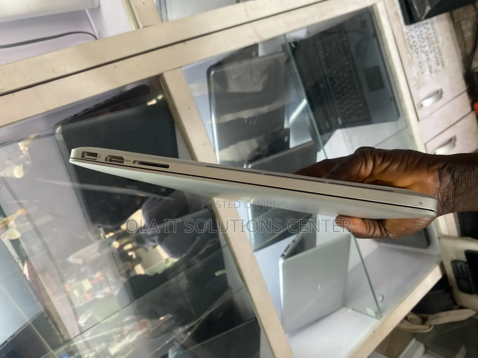 Laptop Apple MacBook Pro 2015 16GB Intel Core I7 SSD 512GB