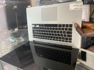 Laptop Apple MacBook Pro 2015 16GB Intel Core I7 SSD 512GB