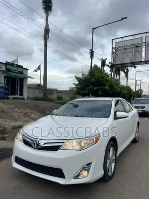 Toyota Camry 2013 White