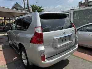 Lexus GX 2016 Silver