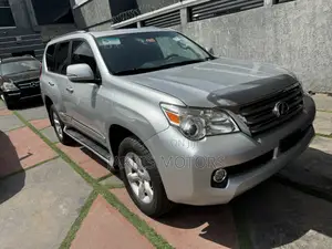 Lexus GX 2016 Silver