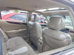 Lexus ES 330 Sedan 2004 Gold