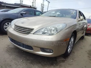 Lexus ES 330 Sedan 2004 Gold