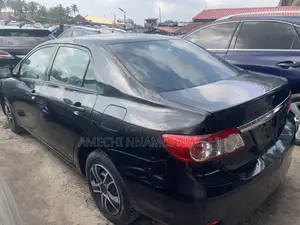Toyota Corolla 2012 Black