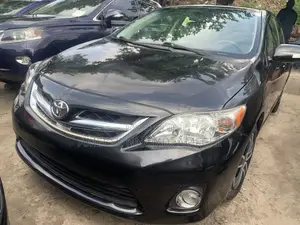 Toyota Corolla 2012 Black