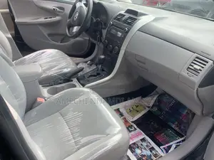 Toyota Corolla 2012 Black