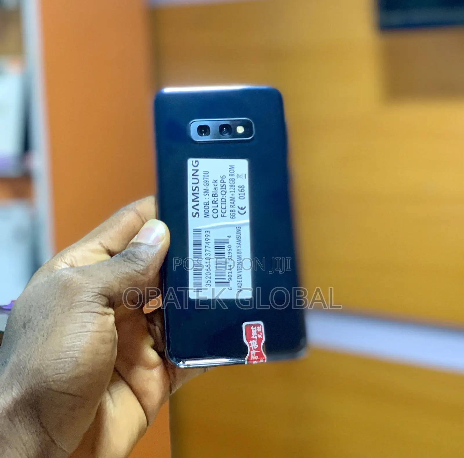Samsung Galaxy S10e 128 GB Black