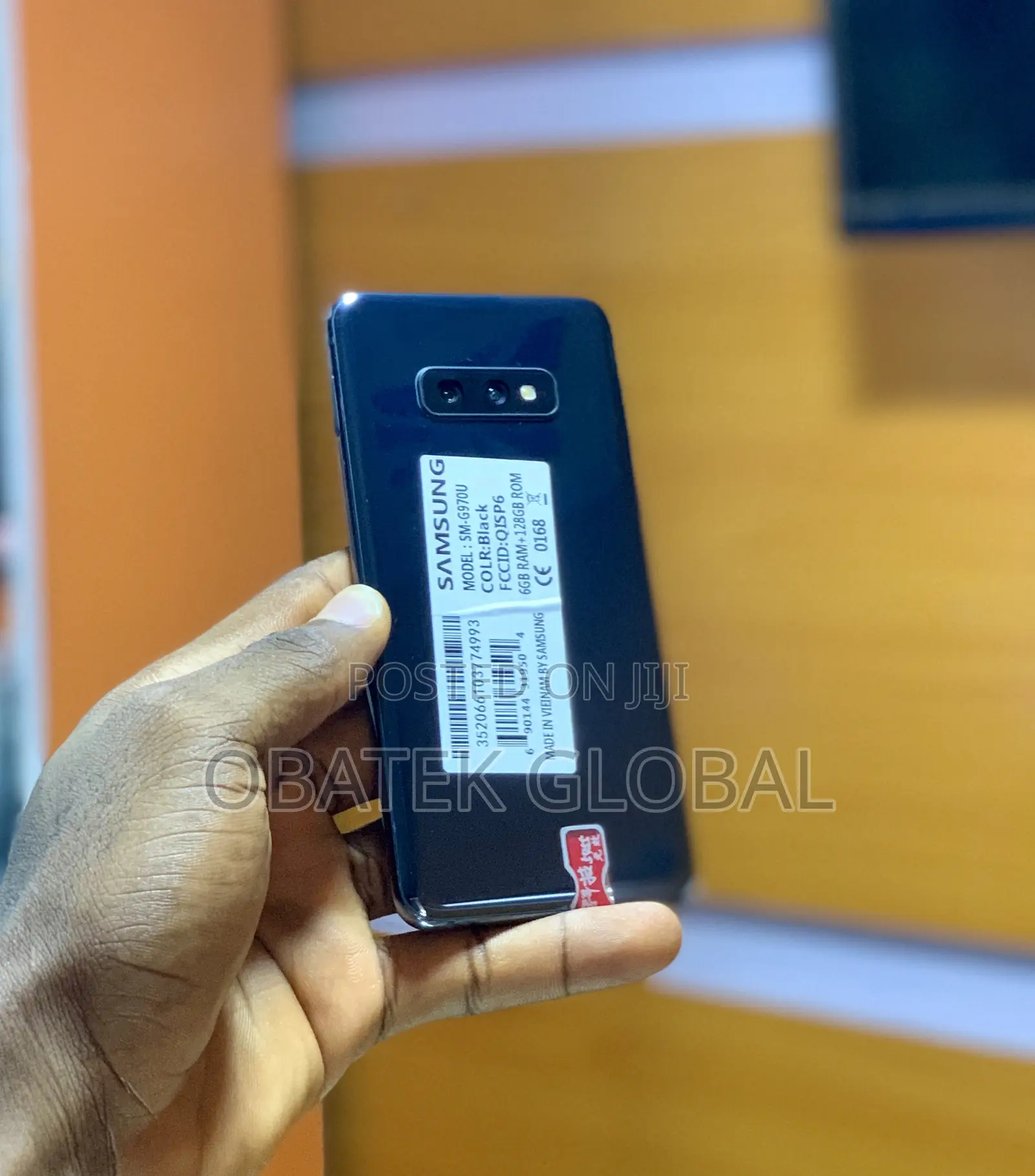 Samsung Galaxy S10e 128 GB Black