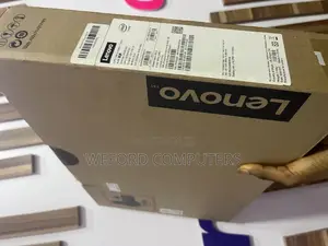 New Laptop Lenovo 8GB Intel Core I5 SSD 256GB