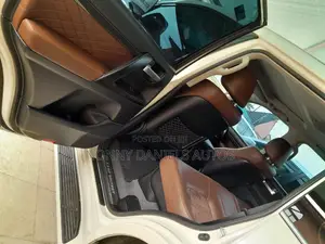 Toyota Land Cruiser 4.6 V8 GXR 2020 White