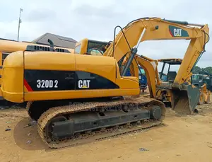 Heavy Equipment Excavator for Rent
