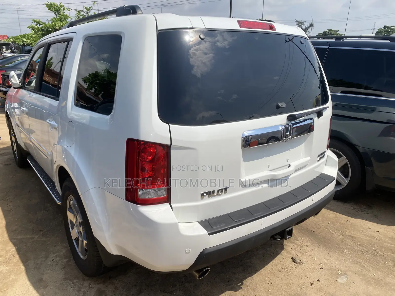 Honda Pilot 2011 White