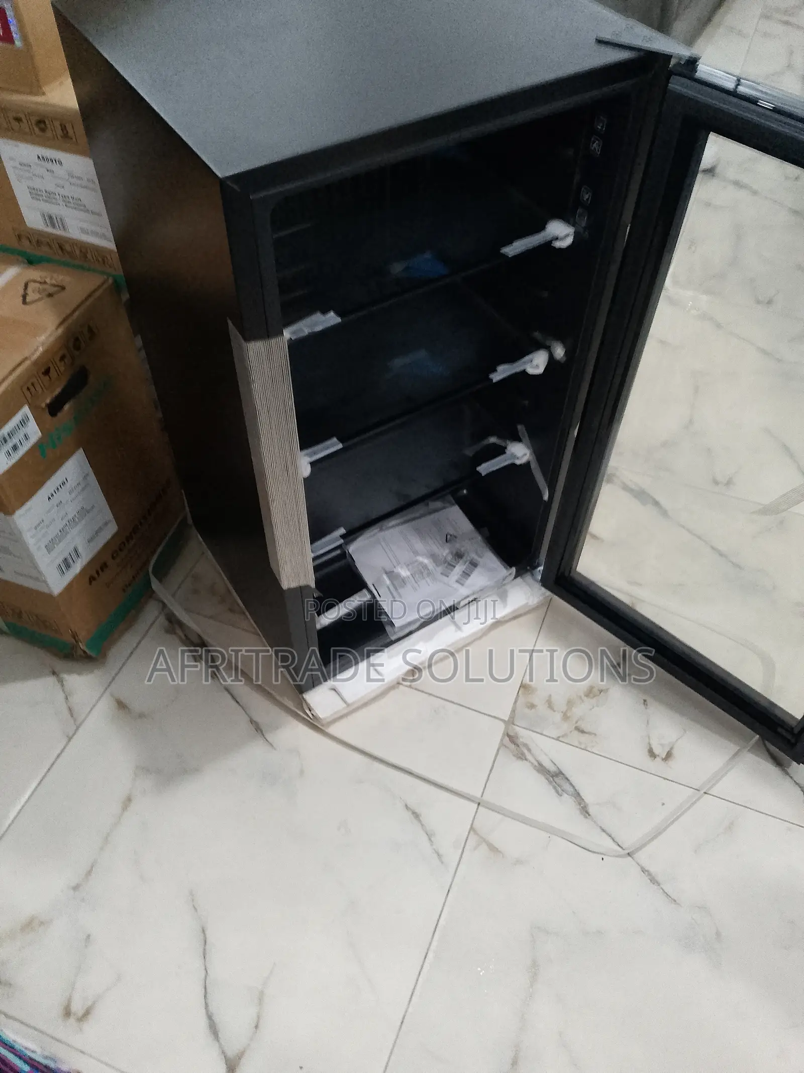 Durable Hisense Beverage Coolern91l Chiller 9098