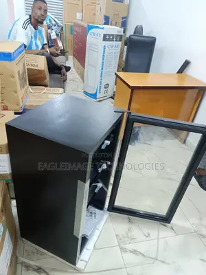 Solid Quality Hisense 91L Jc-94 Glass Door Beverage Cooler