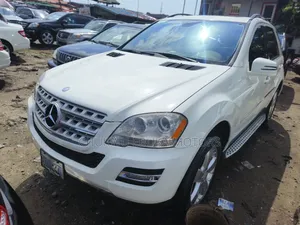 Photo - Mercedes-Benz M Class ML 350 4Matic 2010 White