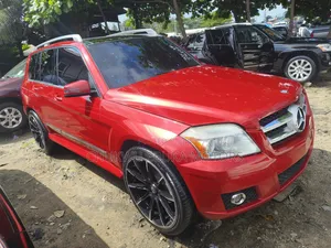 Mercedes-Benz GLK-Class 350 4MATIC 2010 Red