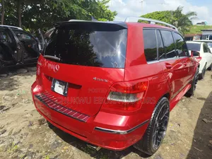 Mercedes-Benz GLK-Class 350 4MATIC 2010 Red