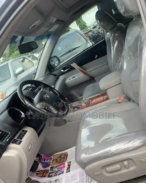 Toyota Highlander Limited 2012 Black