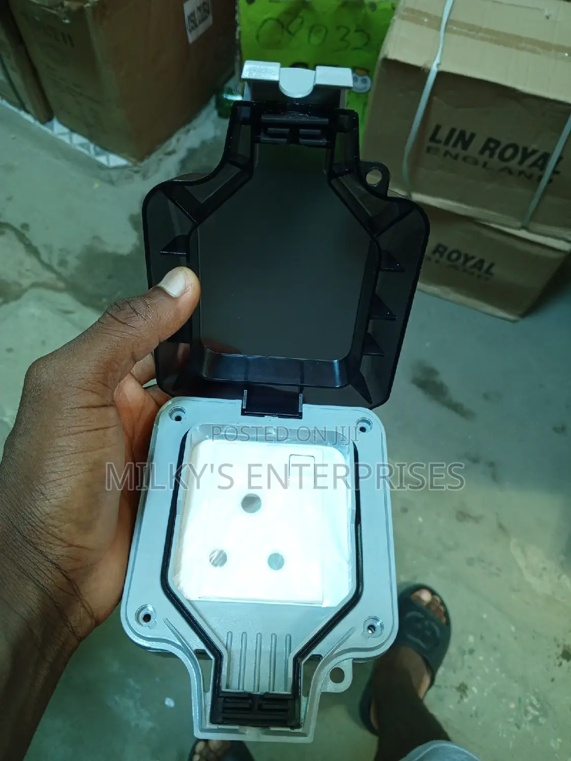 15A Weatherproof Socket