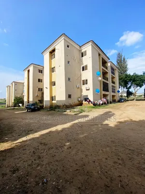 2bdrm Block of Flats in Zone B for sale
