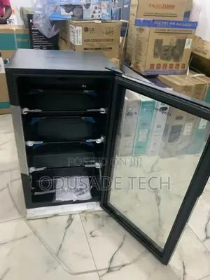 Earth Cool Hisense 91LITRES Chiller Showcase Fridgefl 94CJ