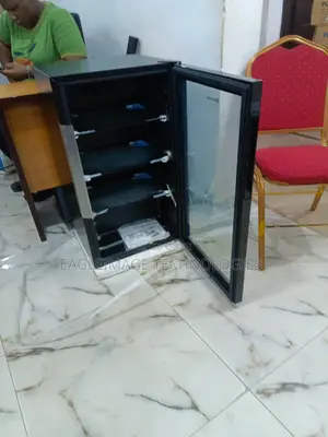 Super Power Hisense 91L Jc-94l Glass Door Beverage Cooler